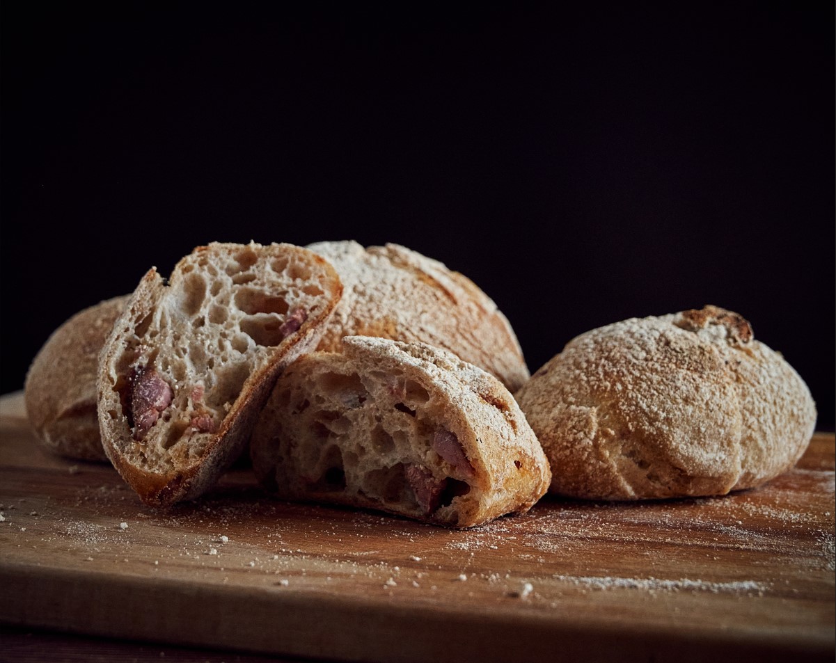 Pão de Água com Chouriças Saloias 0